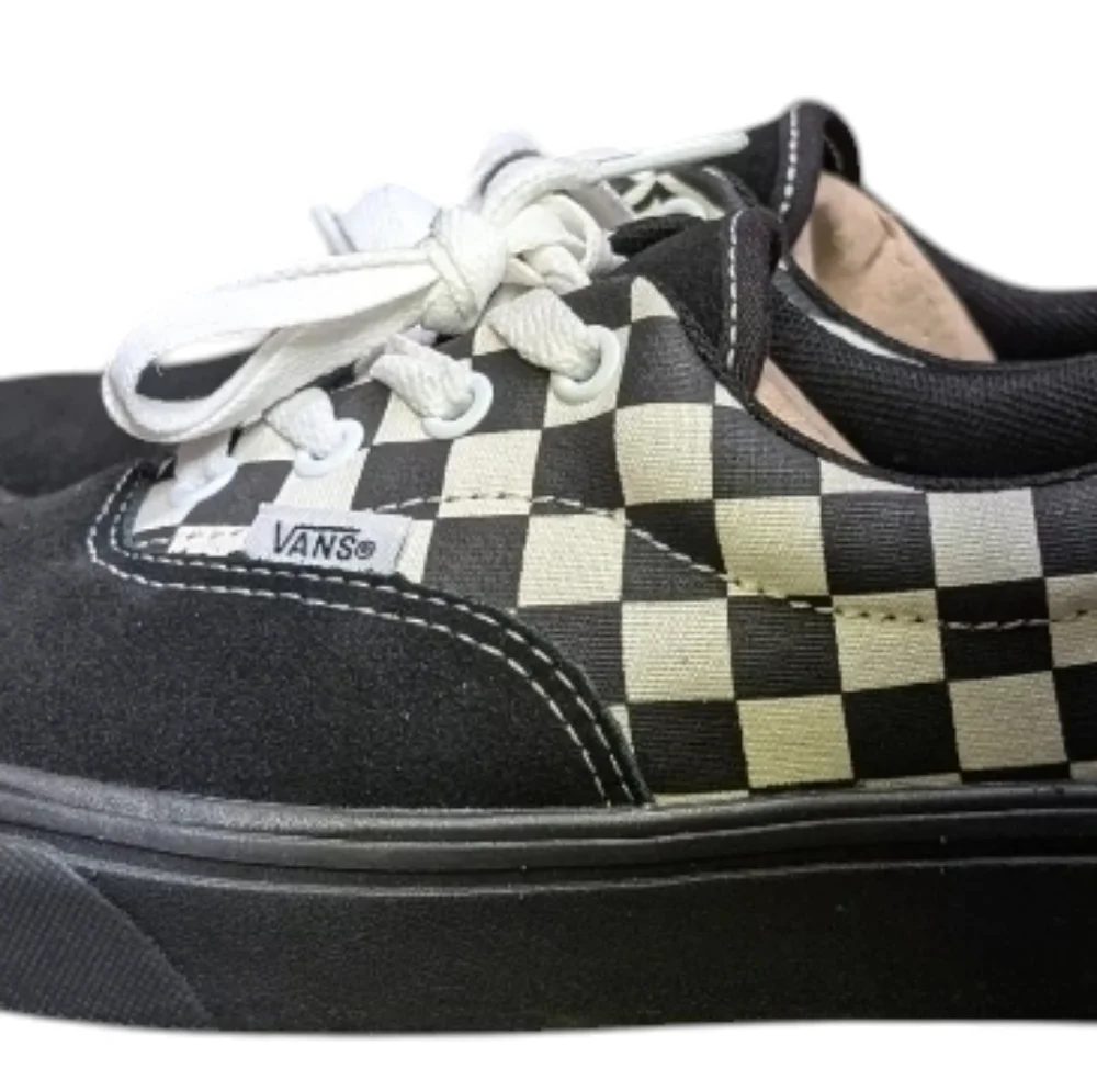 Vans product pair